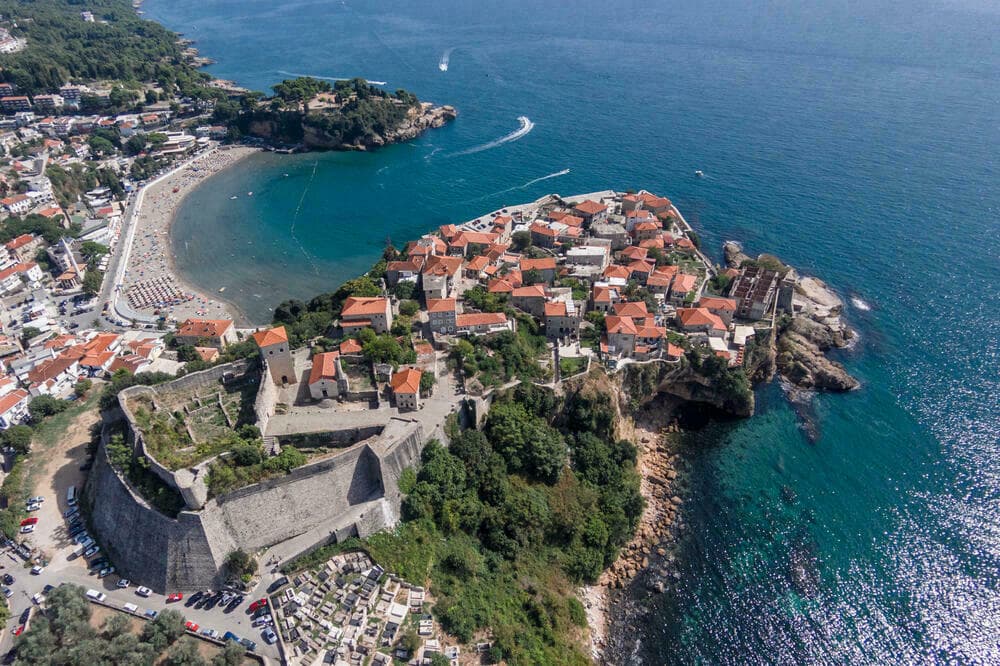 Asamblistja malazeze që kërkoi “çnjohjen” e Kosovës, merr drejtimin e Kadastrit në Ulqin
