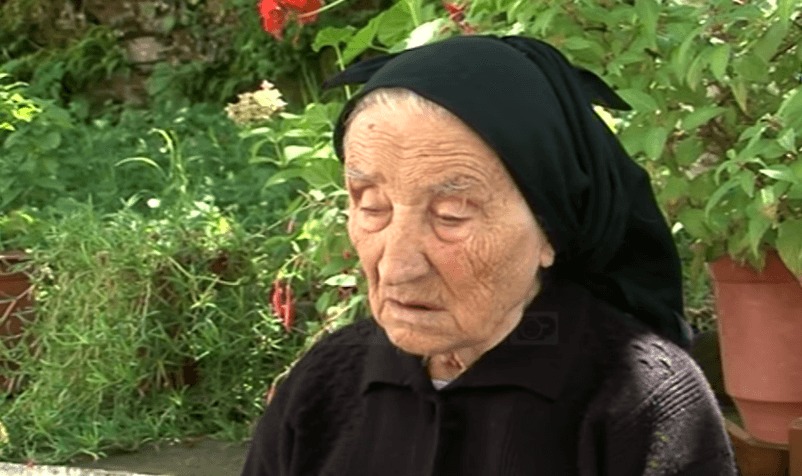 Vdes gruaja më e moshuar shqiptare