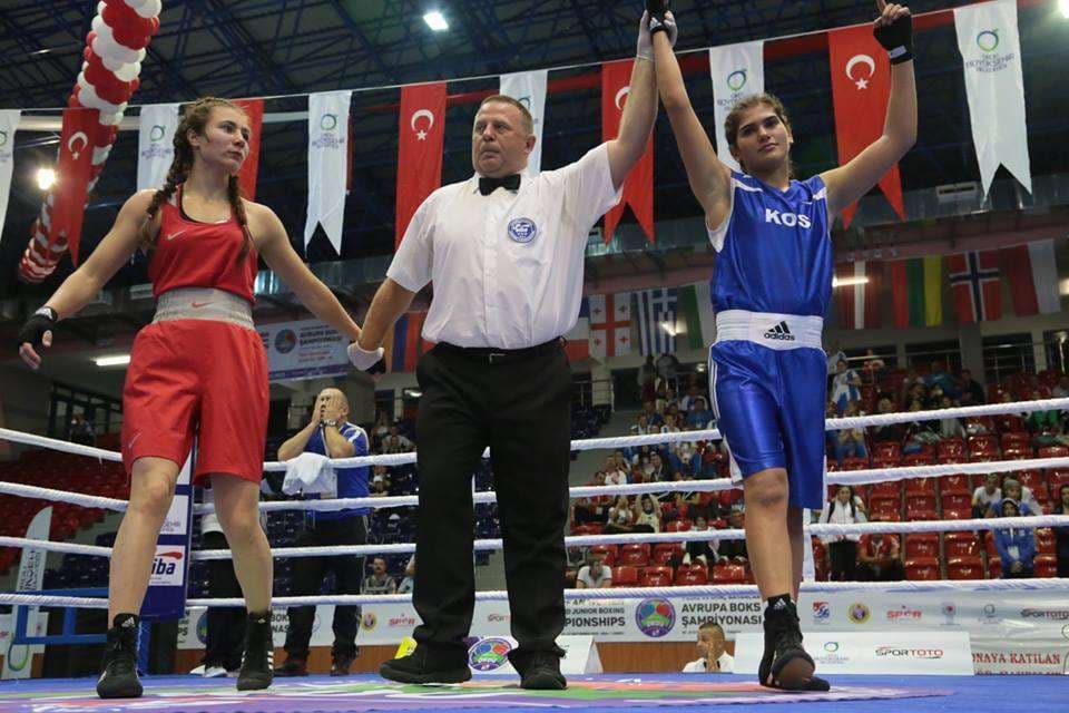 Boksierja Donjeta Sadiku i sjell medalje Kosovës (FOTO)