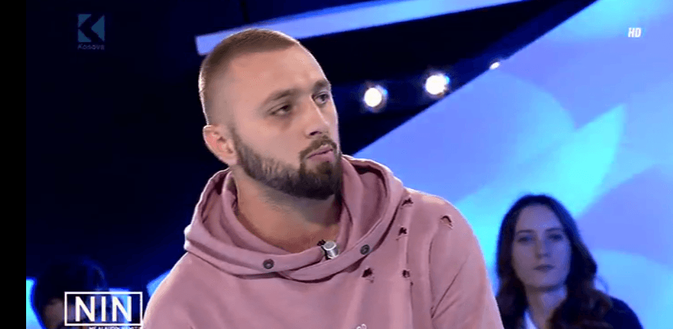 Majku i relaksuar pas ndarjes (VIDEO)