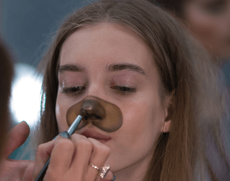 Filterat e Snapchat tani edhe në jetën reale (FOTO)