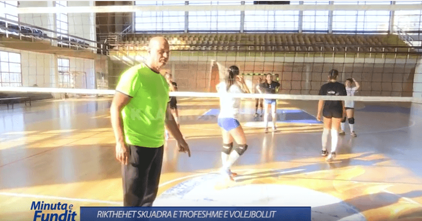 Rikthehet skuadra e trofeshme e volejbollit (VIDEO)