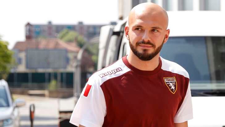 Ajeti nuk largohet nga Torino