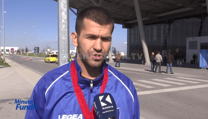 Herolind Nishevci tregon si e arriti medaljen e parë për Kosovën (VIDEO)