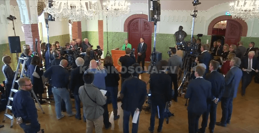 Presidenti kolumbian fiton çmimin Nobel për Paqe (VIDEO)