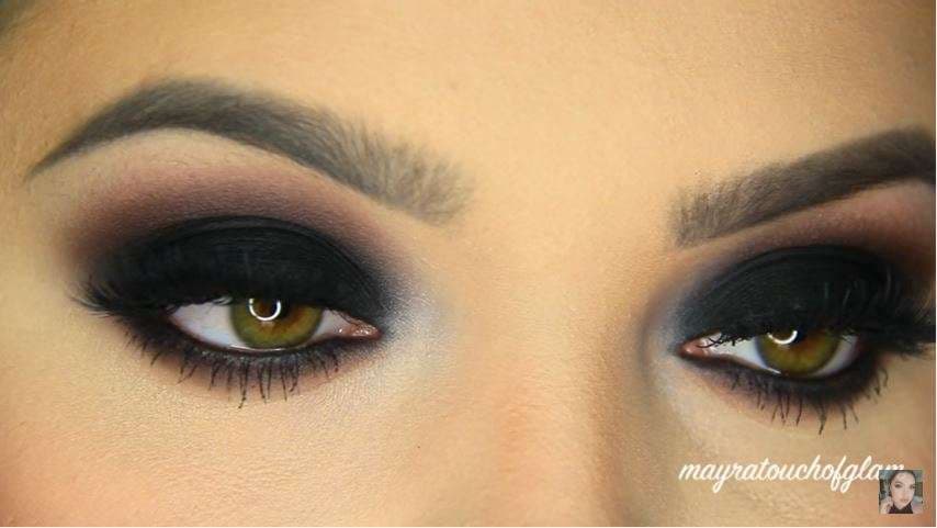 Ja si të realizoni grimin "Smokey Eye" (VIDEO)