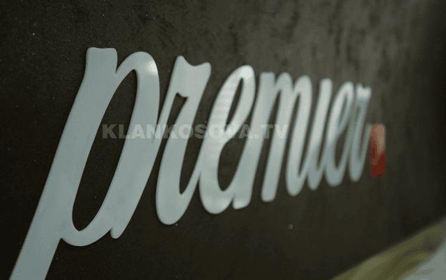 Platforma që u ndihmon këngëtarëve në luftimin e piraterisë (VIDEO)