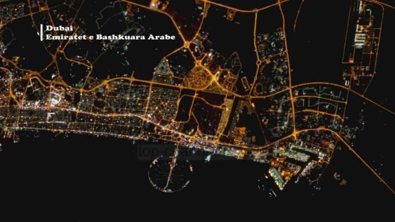 Foto mahnitëse të Tokës realizuar nga hapësira