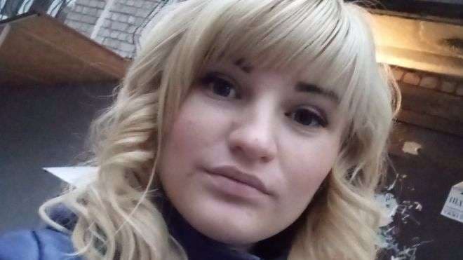 Ukrainasja e la djalin t’i vdiste urie