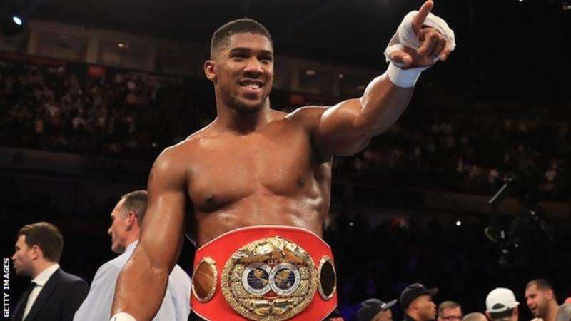 Joshua mposht Molinan, siguron duelin me Klitschko