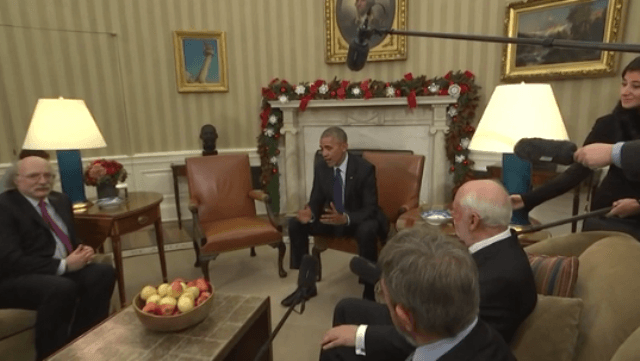 Obama takon nobelistët, Dylan nuk shkon