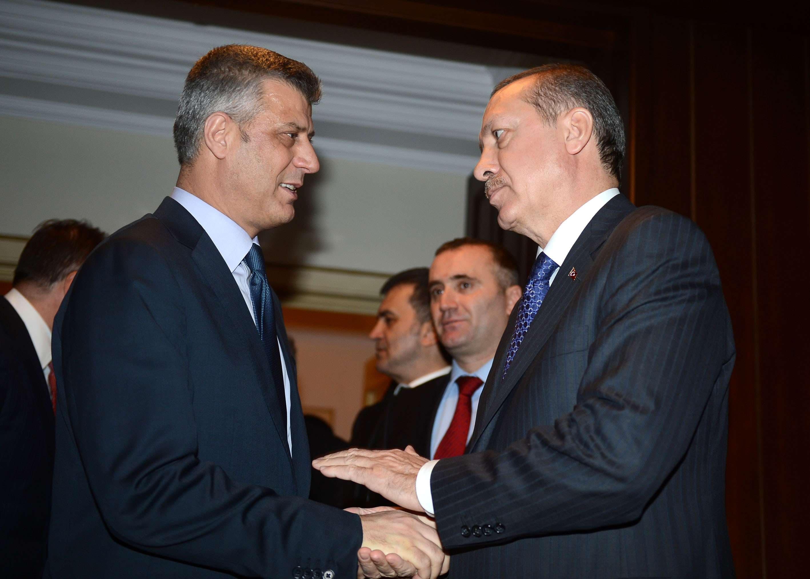 Thaçi niset për Turqi