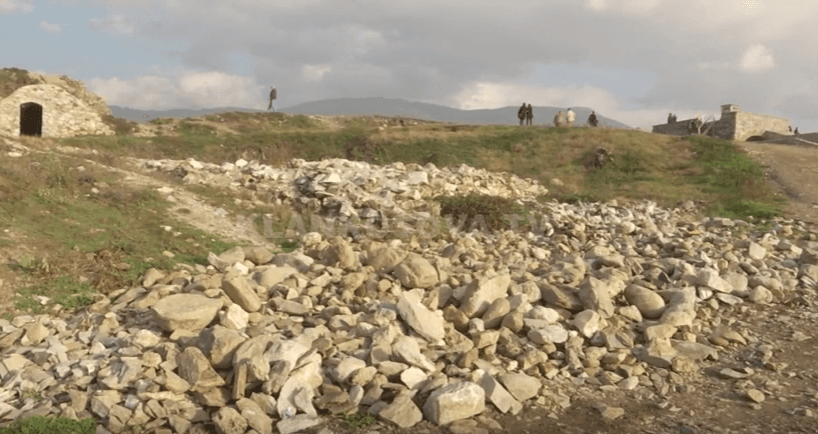 Kërkohet rindërtimi i xhamisë në Kalanë e Prizrenit (VIDEO)