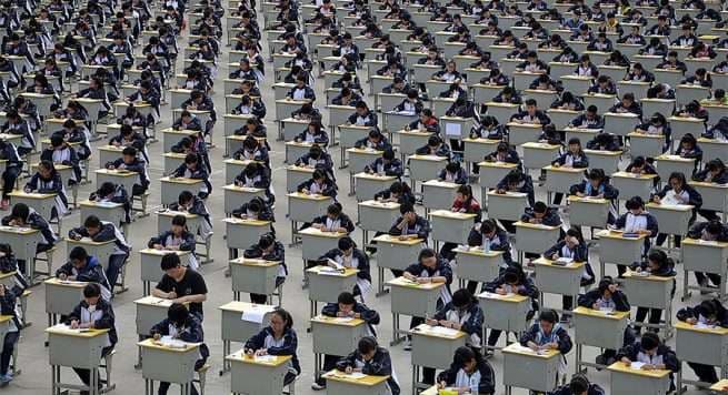 Nëse del mirë në provim, studenti mund të marrë pikë hua në bankë