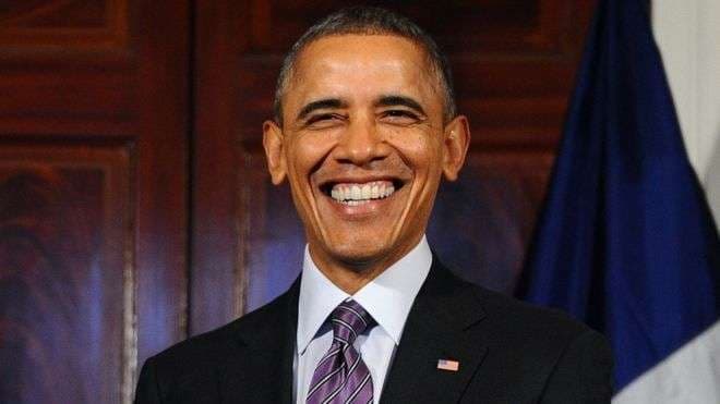 Obama's i ofrohet punë nga një kompani muzikore!
