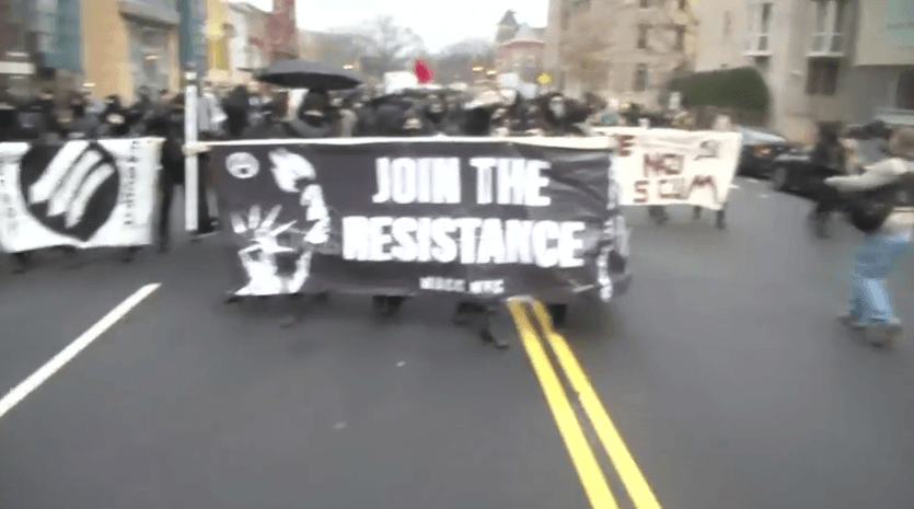 Inaugurimi i Trump-it përcillet me protesta (VIDEO)