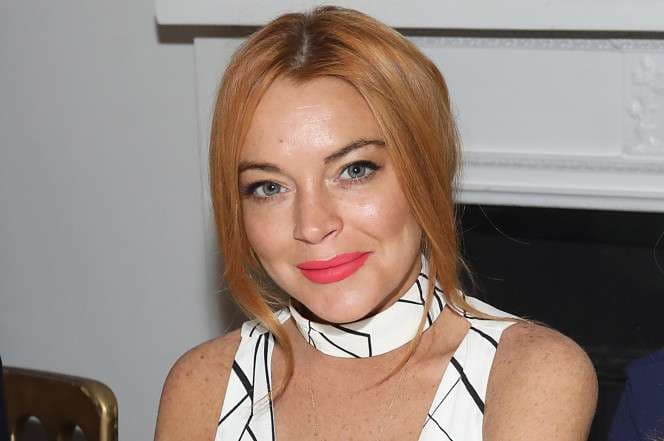 Lindsay Lohan po punon në këngë të reja (VIDEO)