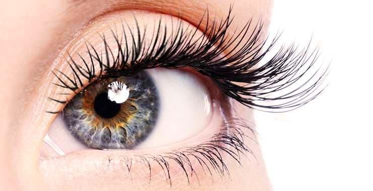 Këto gjëra duhet të dini para se të zgjasni qerpikët
