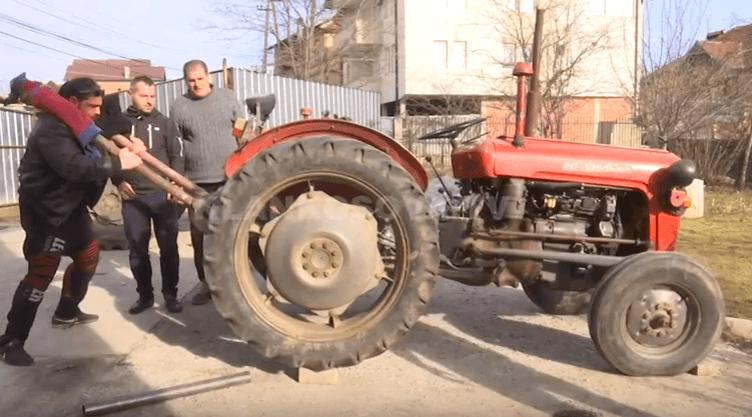 Rrëfimet e personave "të jashtëzakonshëm" të Kosovës (VIDEO)