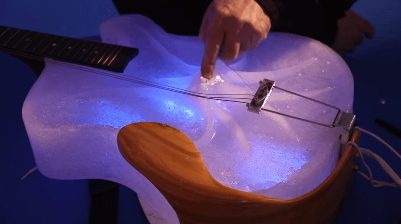 Kur instrumentet muzikore të akullta iu ngrohin zemrën (VIDEO)