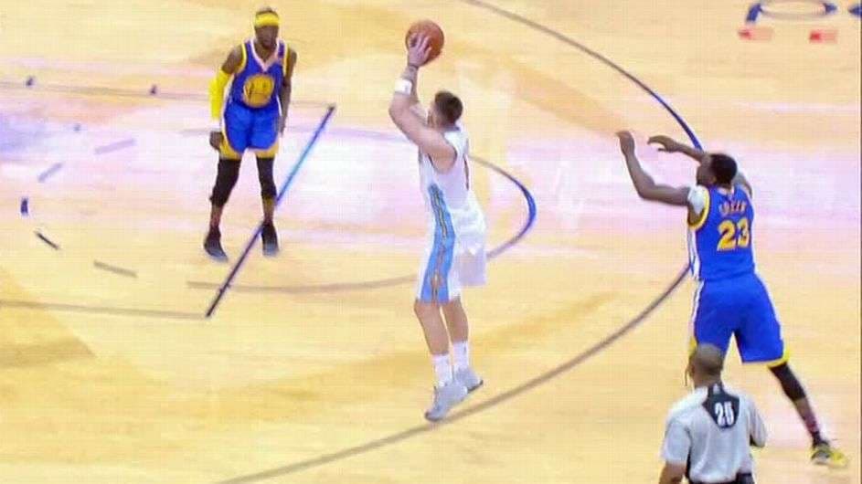 Denver mposht kampionët, barazon rekordin për 3 pikësha