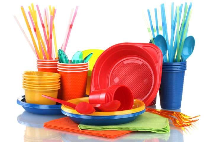 Sa janë të sigurta enët e plastikës?