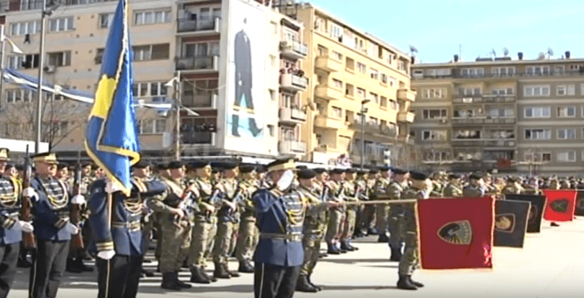 Ushtria ndan Thaçin e Mustafën (VIDEO)