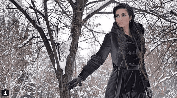 Soni dhuron këngë për Shën Valentin (VIDEO)