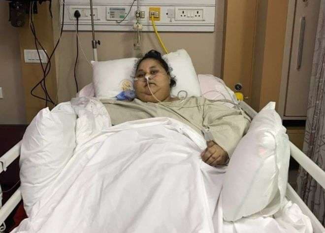Gruaja më e rëndë në botë operohet për heqje të kileve
