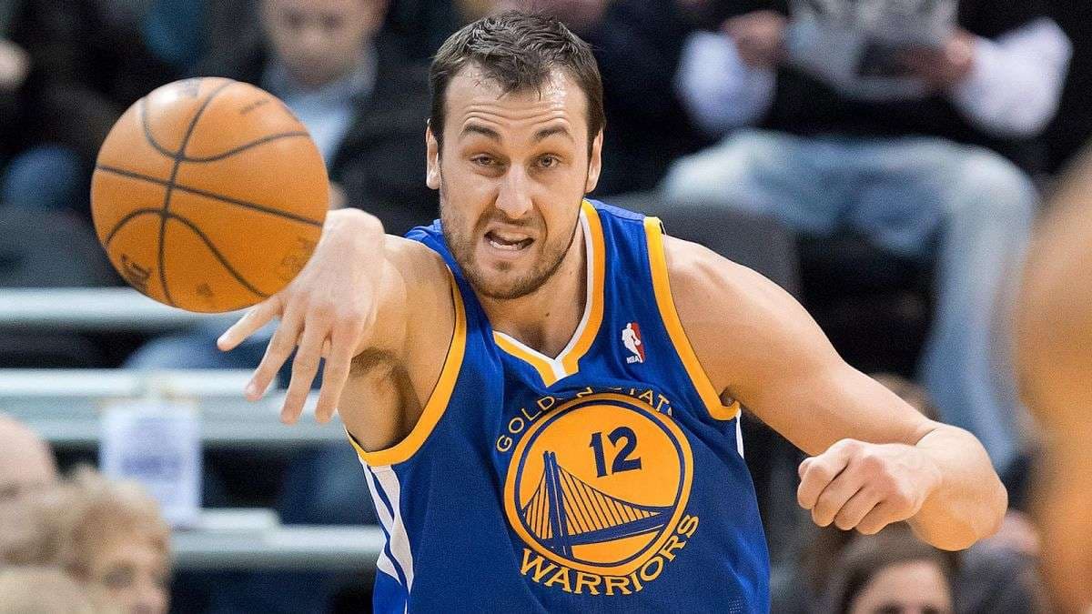 Bogut do t'i bashkohet ish rivalëve të tij