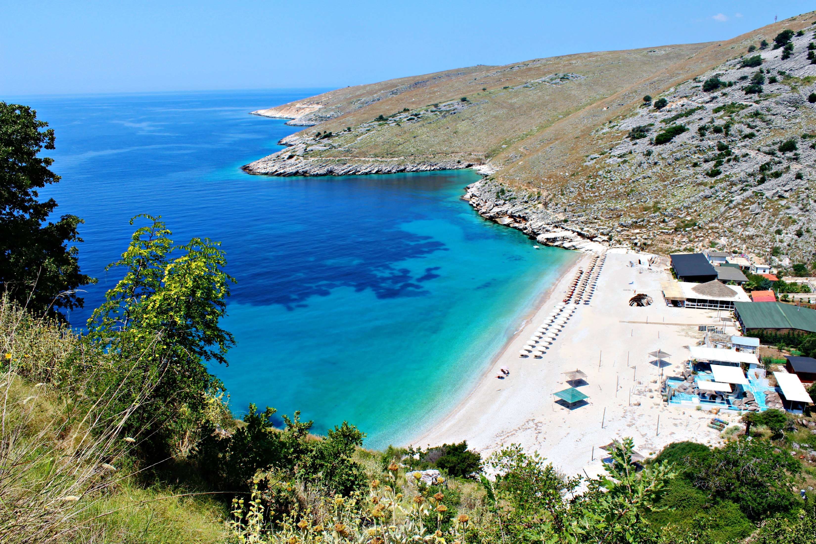 Shqipëria, vendi ''më i trishtë'' i rajonit