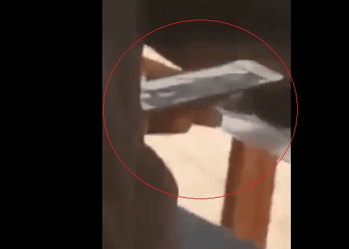 Avokati nuk dëgjon seancën, shikon teksa kërcehet ''twerk'' (VIDEO)