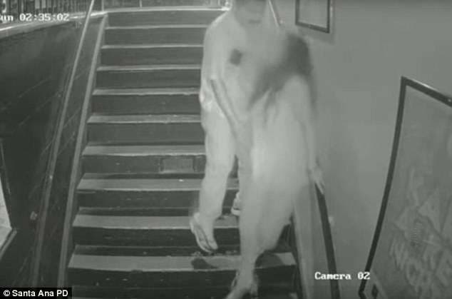 Tentoi të përdhunonte një grua, filmohet nga kamerat e sigurisë (Video)