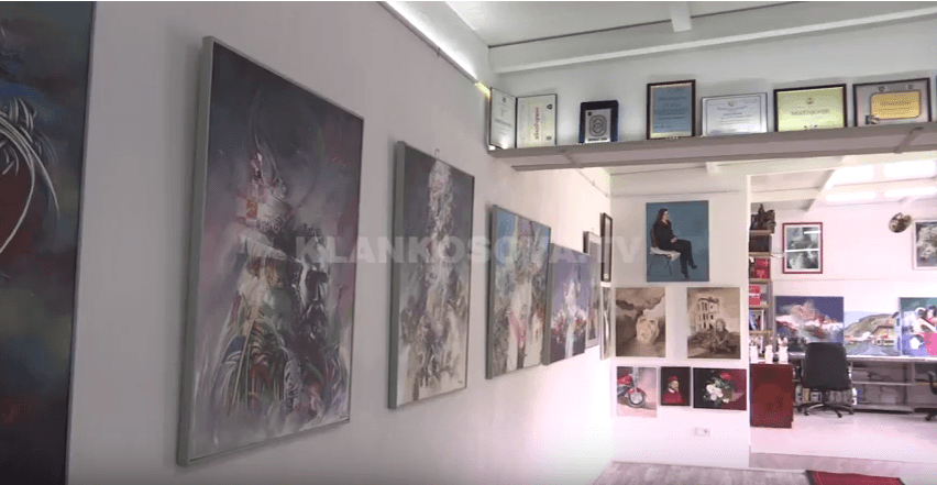 Dobërdol, hapet "Art Galeri" (VIDEO)