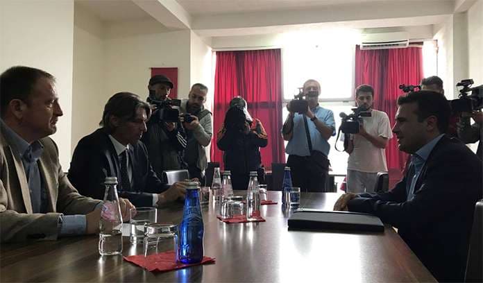 Bisedimet për qeverinë e re, fillon takimi Sela-Zaev