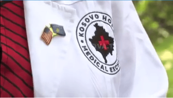 Mjekët amerikanë ndihmojnë Kosovën (VIDEO)