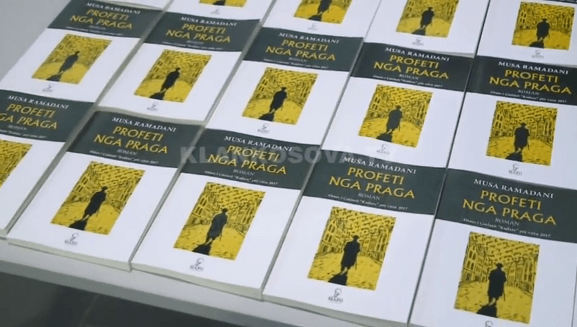 "Profeti nga Praga" i Musa Ramadanit promovohet në Prishtinë (VIDEO)