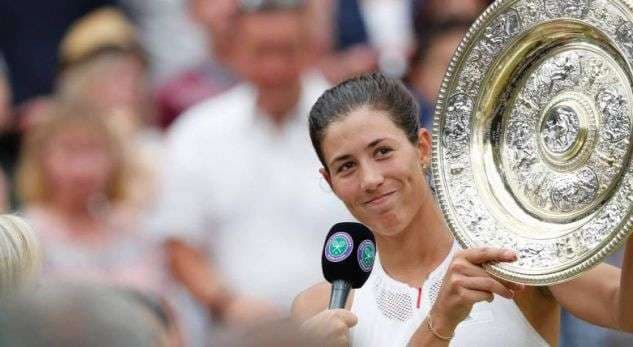 Muguruza triumfon në Wimbledon