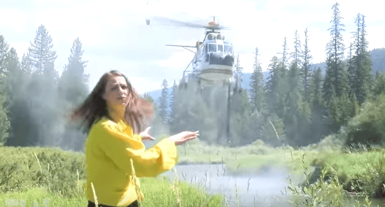 Raportimi me një helikopter prapa nuk është ide e mirë (VIDEO)