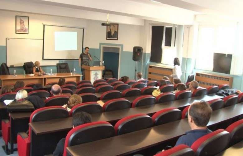 Hapet seminari i 36 i Gjuhës Shqipe, interesimi i madh