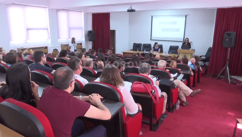 Përfundon seminari i Gjuhës dhe Letërsisë në Prishtinë (VIDEO)