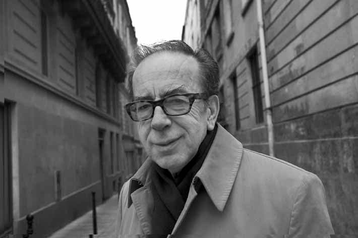 Franca nderon shkrimtarin Ismail Kadare me titullin "Oficer i Madh i Legjionit të Nderit"
