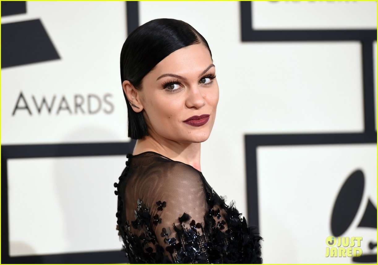 Jessie J merr komente nga ishi i të dashurit