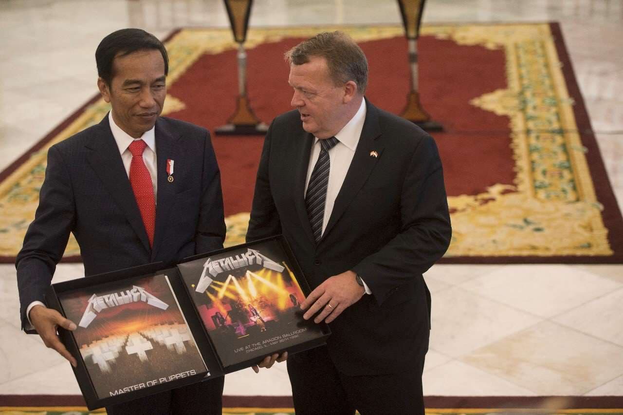 Presidenti i Indonezisë fans i Metallica, e befason kryeministri danez