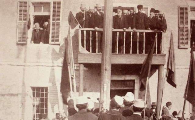 Fjalimi i Ismail Qemalit 105 vjet më parë në Vlorë