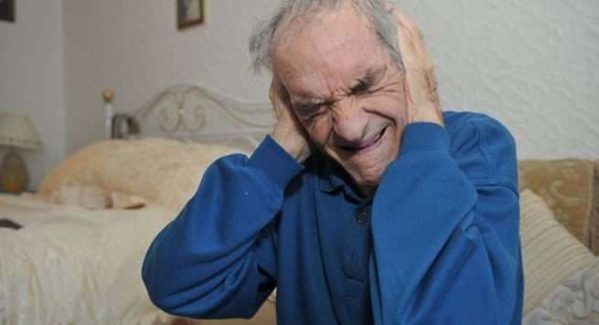 Ky pensionist ka një problem ‘mbretëror’
