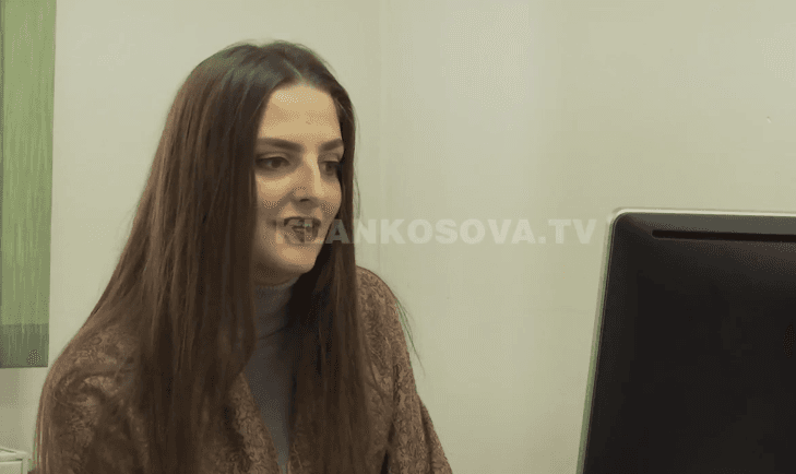 Arieta Bajrami drejton parlamentin studentor (VIDEO)