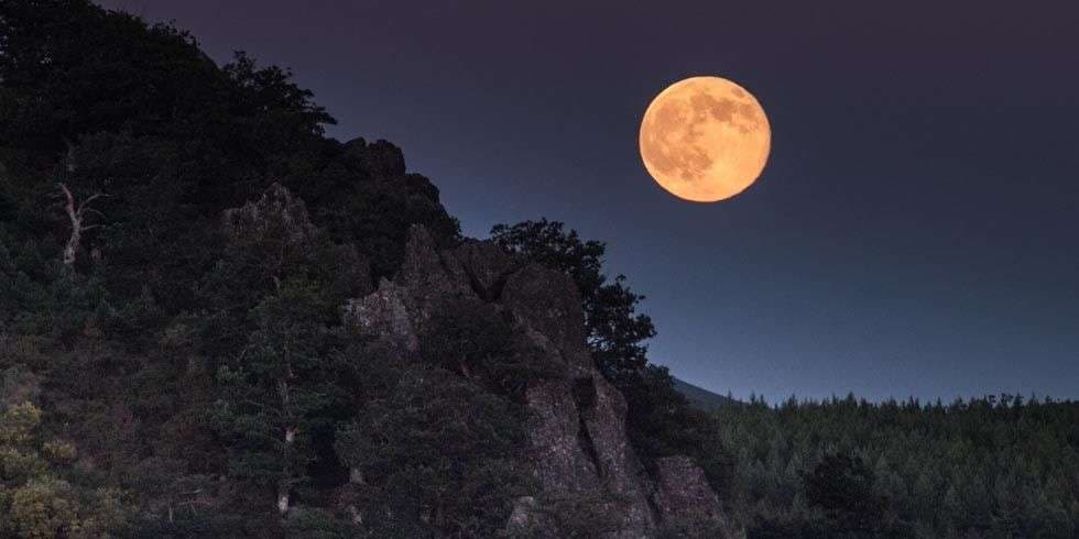 Superhëna do ta ndriçojë qiellin sonte