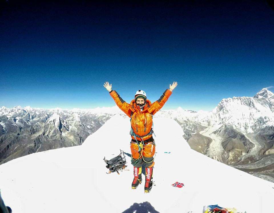 Arineta Mula ngjitet për tetë ditë në majë të Ama Dablam