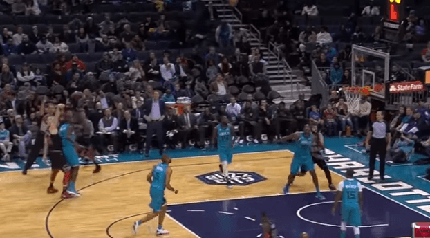 Bulls befason Charlotte-n (VIDEO)